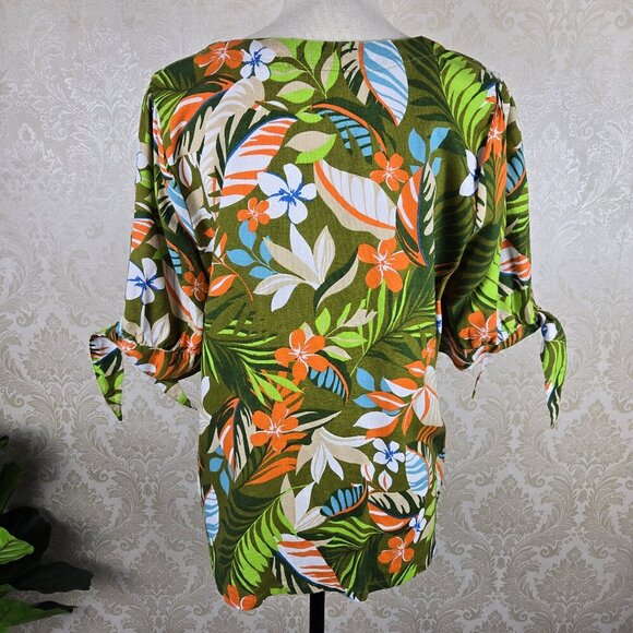 Emily Daniels Size Large Colorful Floral Greenery Print Blouse V-neck Button Up - Picture 7 of 12
